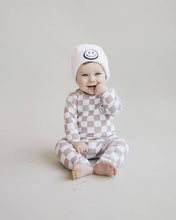 Load image into Gallery viewer, Smiley Baby & Kids' Beanie | White