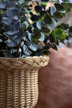 Load image into Gallery viewer, Small Fitrit Rattan Urn