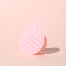 Load image into Gallery viewer, The Silicone Cleansing Mitt