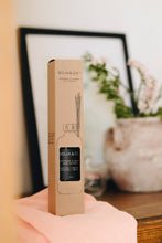 Load image into Gallery viewer, Reed Diffuser | Eucalyptus + Grapefruit