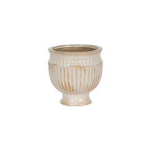 Load image into Gallery viewer, Antique Finish Urn
