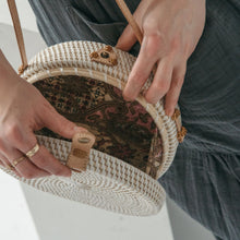 Load image into Gallery viewer, Circle Bali Bag