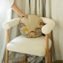 Load image into Gallery viewer, Round Mushroom Pillow