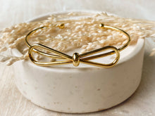 Load image into Gallery viewer, Lucy Lou Bracelet
