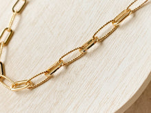 Load image into Gallery viewer, The Rae Necklace
