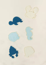 Load image into Gallery viewer, Set of 6 Silicone Mini Bath Suction Toys
