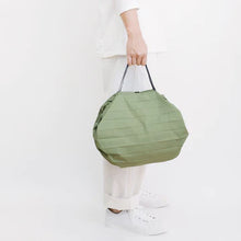 Load image into Gallery viewer, Shupatto one Pull Bag Medium
