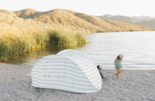 Load image into Gallery viewer, Oversized Beach Pop up Tent
