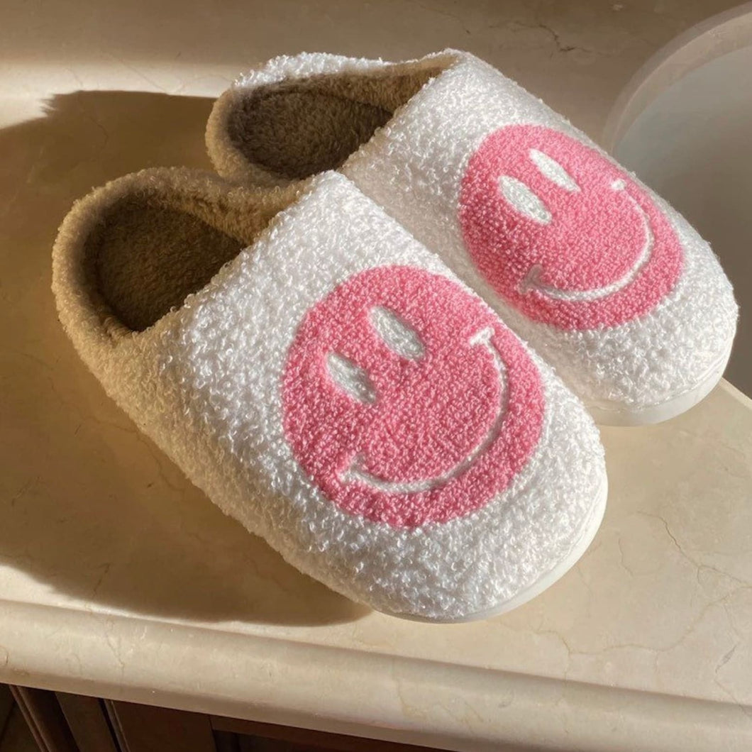Happy Face Slippers Pink