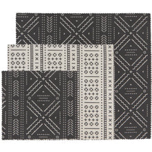 Load image into Gallery viewer, Beeswax Wrap (Set of 3)
