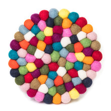 Load image into Gallery viewer, Felt Ball Trivet
