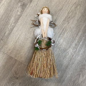 OP2 Fabric Angel holding Wreath